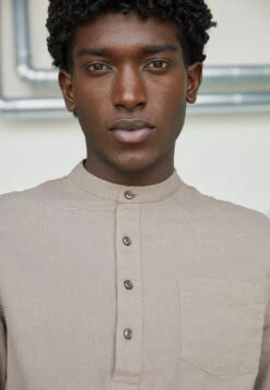 Pier One Shirt - Taupe -Pier One 02bf2dafeb9f48aca132a39f3c9562ef