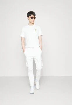 Pier One Cocktail Tee- Print T-Shirt - White -Pier One 06372eba4bbb4880a3260a284e479f17