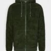 Pier One Borg Zip-Up Jacket - Fleece Jacket - Dark Green -Pier One 067adbe3faa7458ba7e980a0b8da5bd4