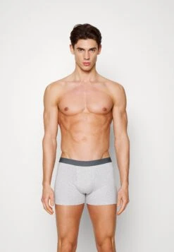 Pier One 7 Pack - Pants - Black /Dark Blue/Red -Pier One 1130229e352f48d79f814b5084558c0a