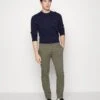 Pier One 2 Pack - Chinos - Black/Olive -Pier One 18008a46c97a410c9ee9fa193600f5b4