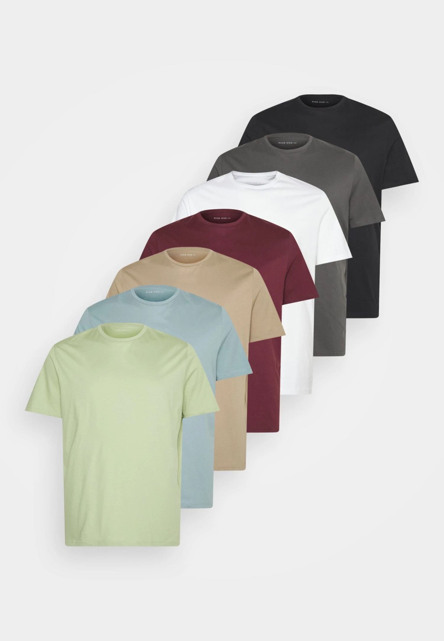 Pier One 7 Pack - Basic T-Shirt - Black /Green /Bordeaux 3 Pier One 7 Pack - Basic T-Shirt - Black /Green /Bordeaux