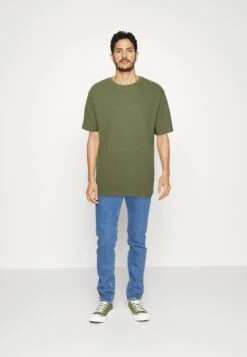 Pier One Basic T-Shirt - Olive -Pier One 3542aec2e60840adb2a7697717765714