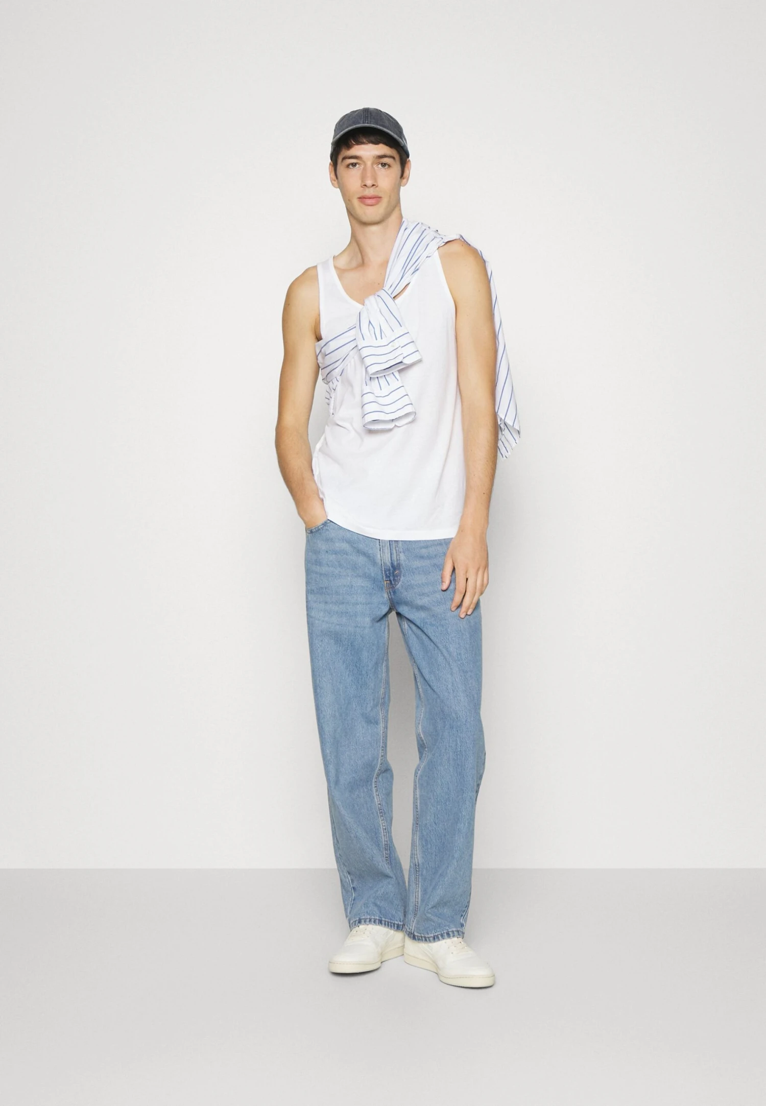 Pier One 5Pack - Top - White 3 Pier One 5Pack - Top - White