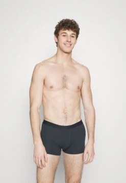 Pier One 7 Pack - Pants - Black/White/Light Blue -Pier One 486a371487e7494cb2d5f8b88ad1439a