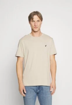 Pier One 3 Pack - Basic T-Shirt - Dark Blue/Beige/Dark Brown -Pier One 48e78161d02c435f8c5300cdf641a7ad