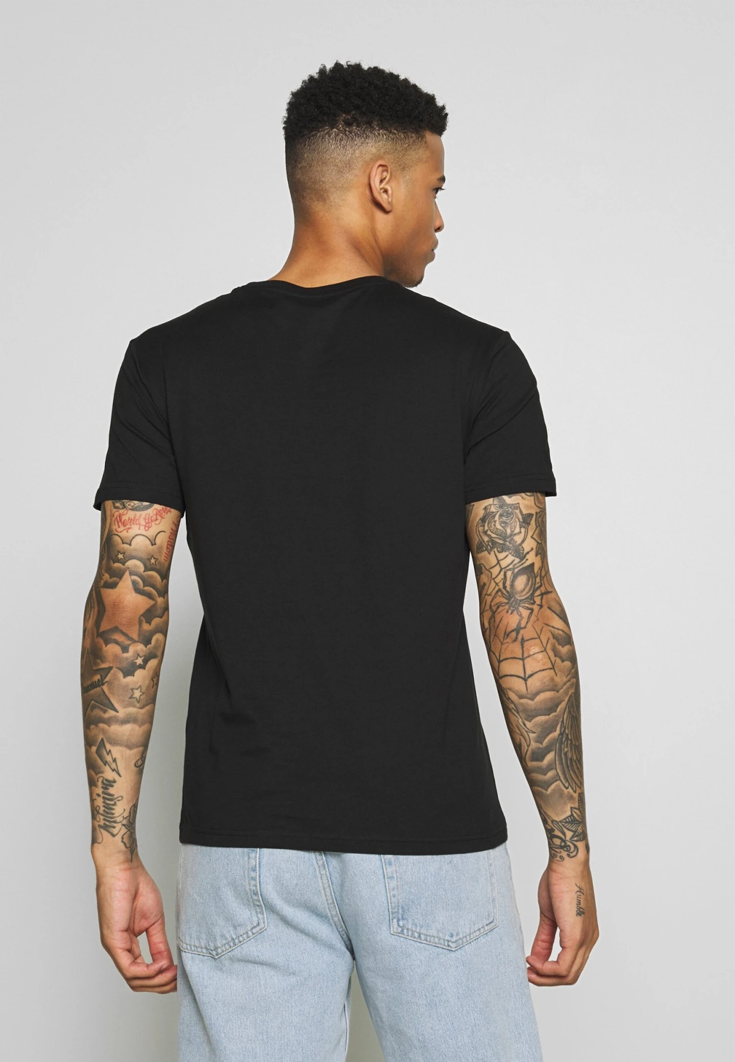 Pier One 3 Pack - Basic T-Shirt -Black/ White 6 Pier One 3 Pack - Basic T-Shirt -Black/ White - Image 4