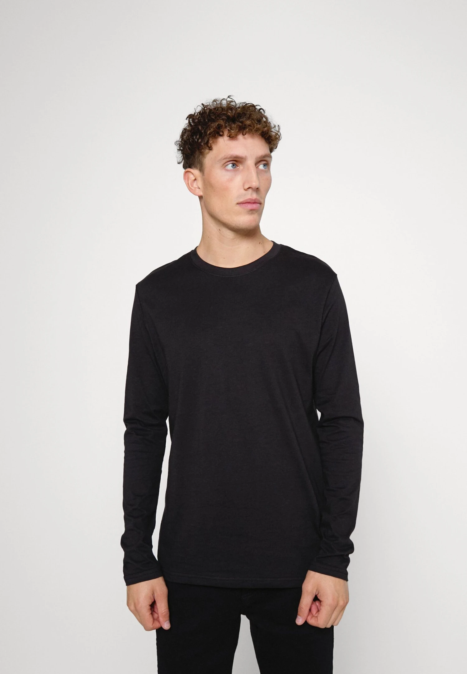 Pier One 5 Pack - Long Sleeved Top - Blue/White/Beige/Olive 7 Pier One 5 Pack - Long Sleeved Top - Blue/White/Beige/Olive - Image 5