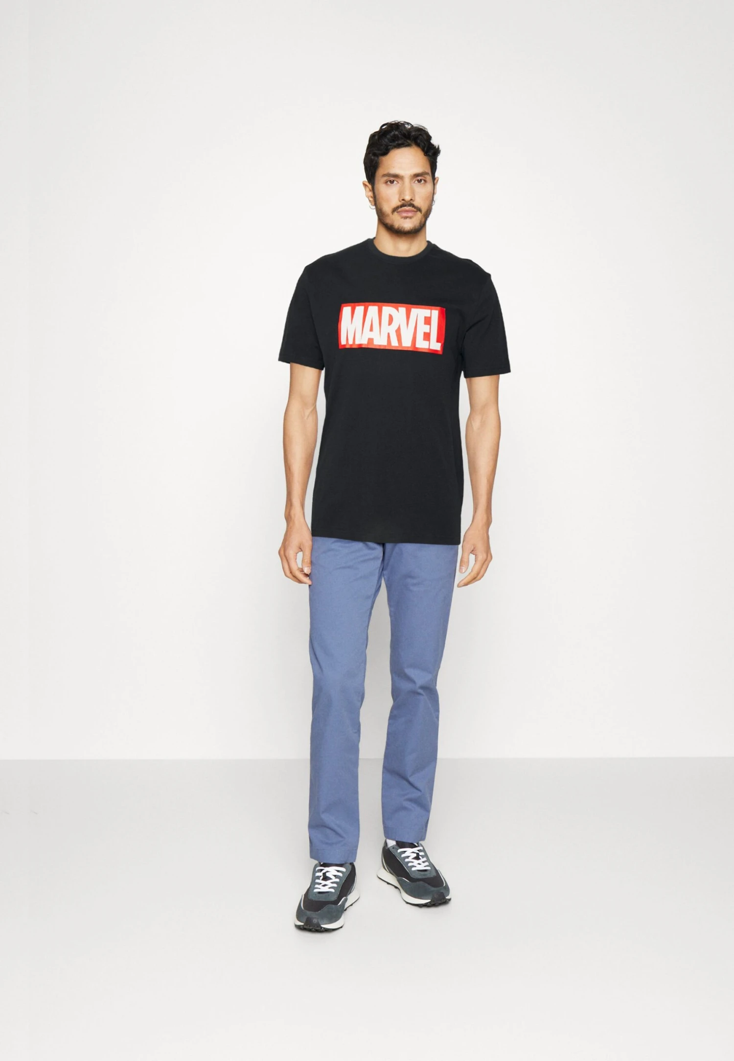 Pier One Print T-Shirt - Black 4 Pier One Print T-Shirt - Black - Image 2