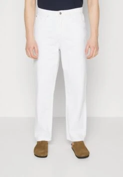 Pier One Relaxed Fit Jeans - White