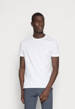 Pier One 3 Pack - Basic T-Shirt - White/Black/Light Grey 10 Pier One 3 Pack - Basic T-Shirt - White/Black/Light Grey -Pier One 7a9dfbf62f4842358da31b041b404527