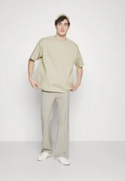 Pier One Basic T-Shirt - Beige -Pier One 954399b85e4c4d1bb41fa3741a233e9e