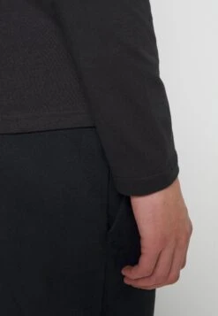 Pier One 5 Pack - Long Sleeved Top - Black/White/Olive 15 Pier One 5 Pack - Long Sleeved Top - Black/White/Olive -Pier One 9c999edfb4784781b9b45e88c2578460