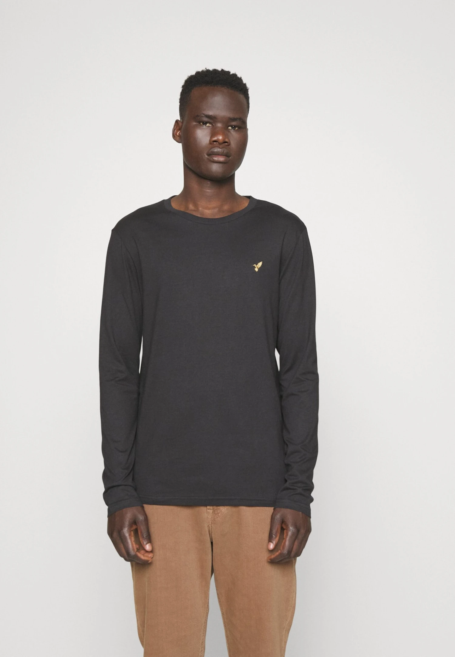 Pier One 3 Pack Unisex- Long Sleeved Top - Black/Bordeaux/Dark Green 4 Pier One 3 Pack Unisex- Long Sleeved Top - Black/Bordeaux/Dark Green - Image 2