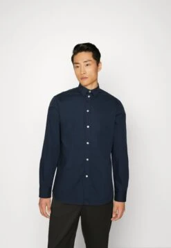 Pier One -Pier One b79109b7219d492093cc065fe3f50ea8