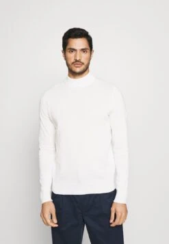 Pier One Jumper - White