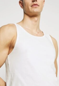 Pier One 3 Pack - Undershirt - Dark Blue/Bordeaux/Off-White -Pier One c32f9d44cb1a471bbb0689af118d570f