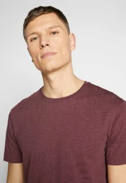 Pier One 3 Pack - Basic T-Shirt - Mottled Bordeaux/White/Blue -Pier One cff95dbc64f547b193a52d13e024d737