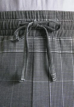 Pier One 3 Pack - Pyjama Bottoms - Blue/Dark Blue/Black 15 Pier One 3 Pack - Pyjama Bottoms - Blue/Dark Blue/Black -Pier One d040857d83c84b9aa67e9aeb5d1e91a0