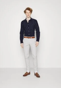 Pier One Linen Mix Stripe - Shirt - Dark Blue 9 Pier One Linen Mix Stripe - Shirt - Dark Blue -Pier One d8d297b2c01442beb06eab0630216764