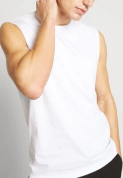 Pier One 3 Pack - Basic T-Shirt -Pier One ddc181212b114a928b8f59830838a329