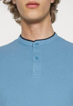 Pier One Basic T-Shirt - Light Blue -Pier One ea582234adf1436e894021c337bea15e