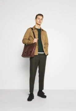 Pier One Basic Crewneck - Jumper - Mottled Dark Green -Pier One eb84a8f377ec474ab86e9d50a09dfb61