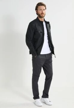 Pier One 2 Pack - Basic T-Shirt - White -Pier One ee6eba2972234e879b90da4d007f28f1