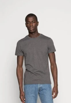 Pier One 3 Pack - Basic T-Shirt - Black/Grey/Green -Pier One ee89d58fc61140e19ce307b0b3b5e4cf