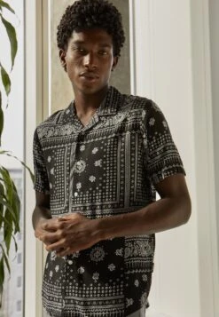 Pier One Unisex - Shirt - Black -Pier One f1f41040afc04553bf31d58a923943f8