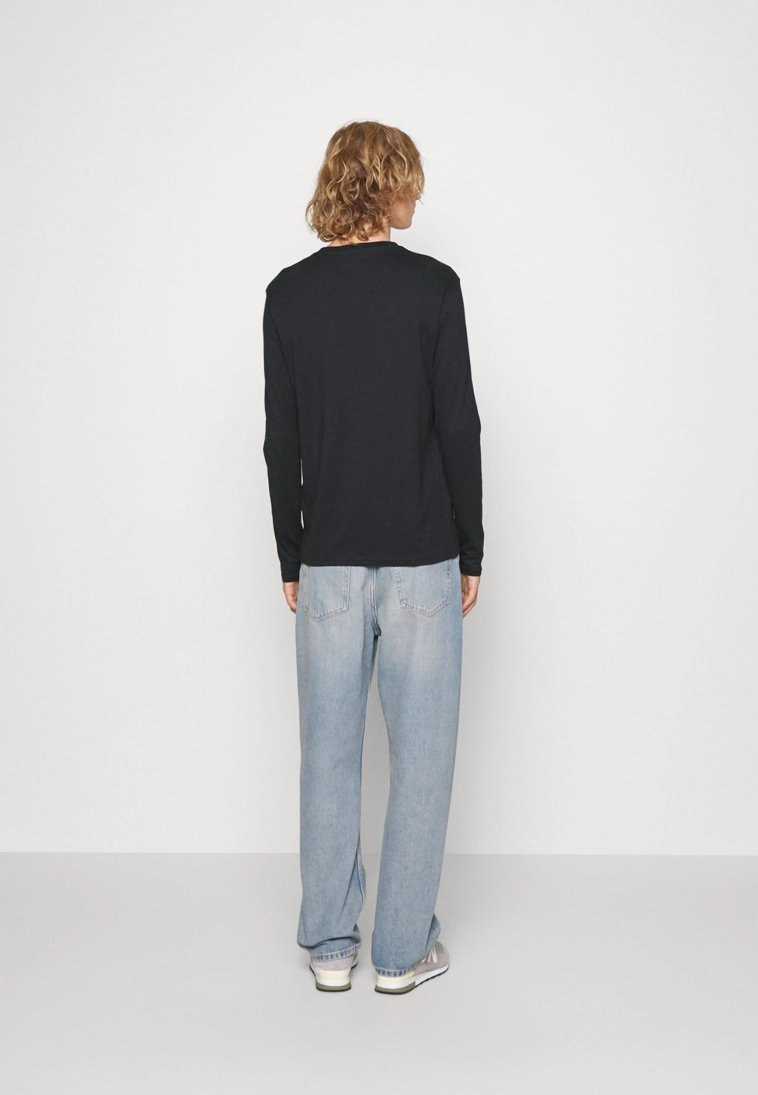 Pier One 5 Pack - Long Sleeved Top - White/Dark Blue/Black 5 Pier One 5 Pack - Long Sleeved Top - White/Dark Blue/Black - Image 3