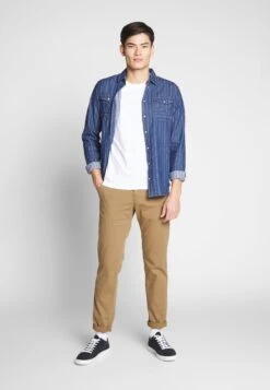 Pier One 2 Pack - Basic T-Shirt - White/Dark Blue -Pier One fc0637525aa84c67b66ae9c9991233d8