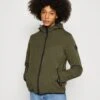 Pier One Waterproof Jacket - Olive -Pier One fe480f914e9c4189ab8273cc70688356